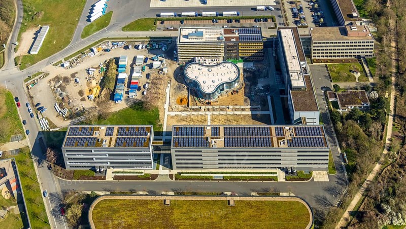 Aerial photograph, ALDI SOUTH Group, expansion stages, new building, Styrum, Mülheim an der Ruhr, Ruhr area, North Rhine-Westphalia, Germany, Mülheim, an, der, Ruhr, DE, Europe, birds-eyes, view, aerial photograph, aerial photography, aerial photography, overview, overview, bird's eye view, industry, trade, economy, commercial enterprise, production, trade