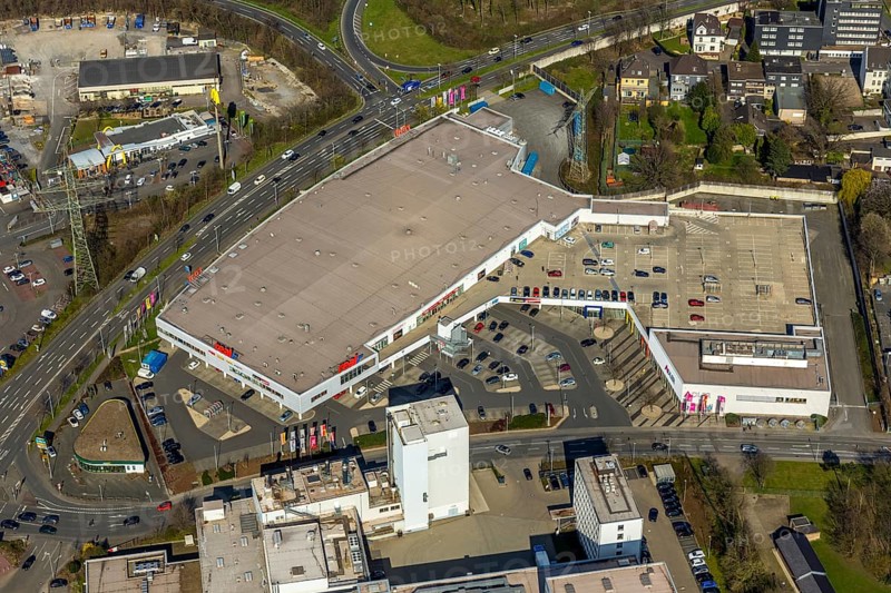 Aerial photo, real, commercial, area, Dümpten, Mülheim an der Ruhr, Ruhr area, North Rhine-Westphalia, Germany, Mülheim, an, der, Ruhr, DE, Europe, birds-eyes, view, aerial photograph, aerial photography, aerial photography, overview, overview, bird's eye view, industry, trade, economy, commercial enterprise, production, trade, retail, food, shopping, shopping, goods, consumption, vegetables, meat