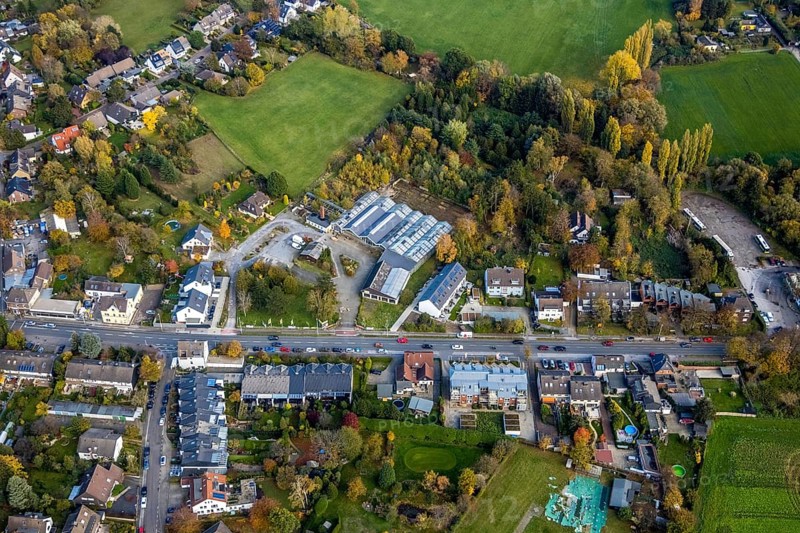 Aerial view, construction area Christof Rumbaum Gartenbau und Baumschule, Saarn - Süd, Mülheim an der Ruhr, Ruhr area, North Rhine-Westphalia, Germany, construction area, construction site, building plots, construction project, DE, Europe, horticulture, commercial area, commercial use, Kölner Straße, aerial view, aerial photography, aerial photography, overview, bird's-eye view, birds-eyes view, overview