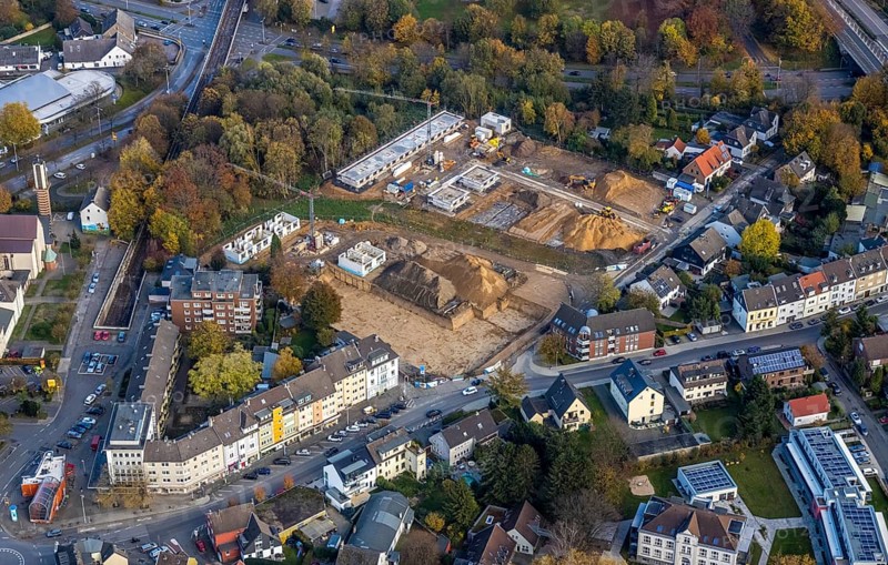Aerial view, construction site of former football pitch, new construction of detached houses, St. Joseph Church, Heißen - Mitte, Mülheim an der Ruhr, Ruhr area, North Rhine-Westphalia, Germany, place of worship, construction work, construction area, construction site, building plots, construction project, DE, Europe, religious community, place of worship, holy place, Heißen Church, Hingbergstraße, church, parish, denomination, aerial view, aerial photography, aerial photography, new building, religion, religious site, overview, bird's-eye view, bird's-eye view, overview