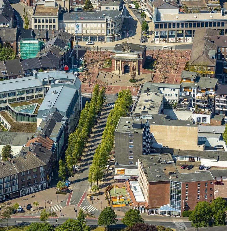 Aerial view, Berliner Tor Wesel, Berliner-Tor-Platz, green Wilhelmstraße, Fusternberg, Wesel, Ruhr area, Lower Rhine, North Rhine-Westphalia, Germany