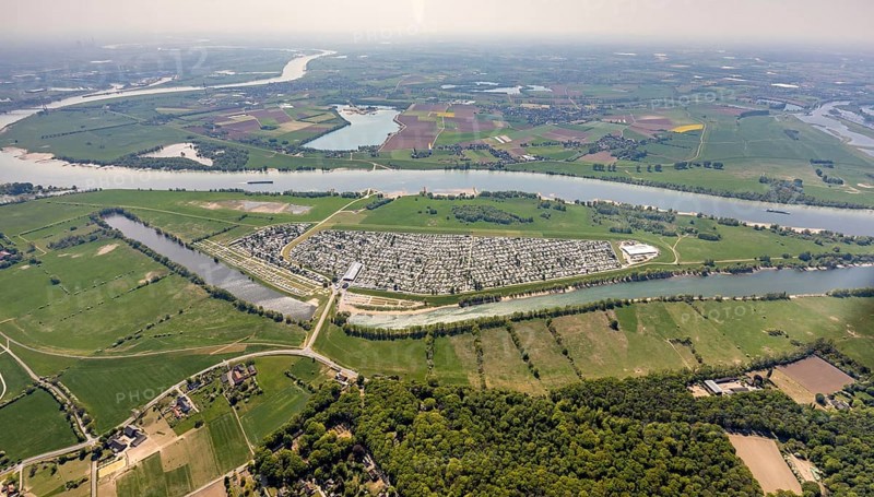 Aerial view, camping site Grav Insel on the Rhine, caravans and tents, Wesel, Ruhr area, Lower Rhine, North Rhine-Westphalia, Germany
