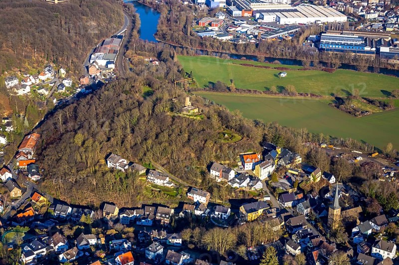 Aerial view, castle ruins of Volmarstein Castle, Volmarstein Castle Hotel, Ruhr river, Volmarstein, Wetter, Ruhr area, North Rhine-Westphalia, Germany