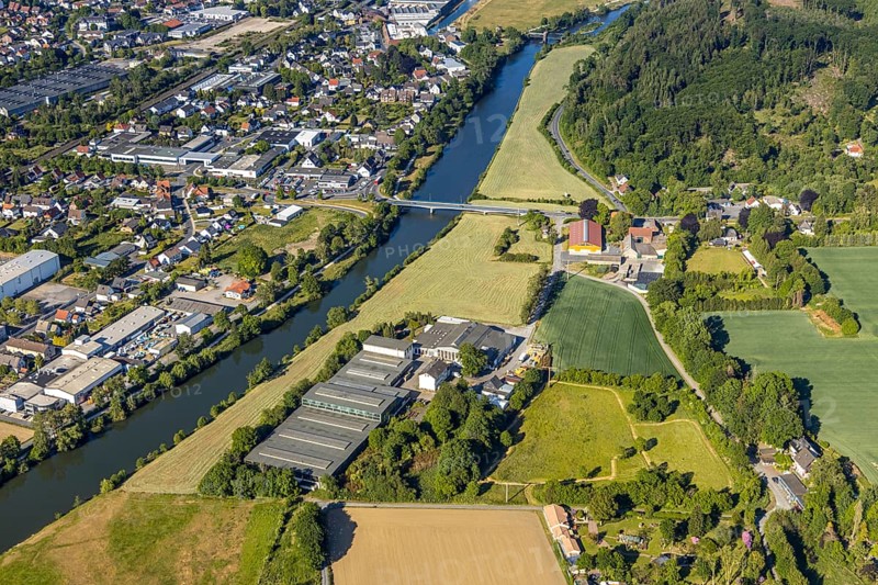 Aerial view, Ruhr river, Ruhr bridge Mendener Straße, Wickede (Ruhr), North Rhine-Westphalia, Germany