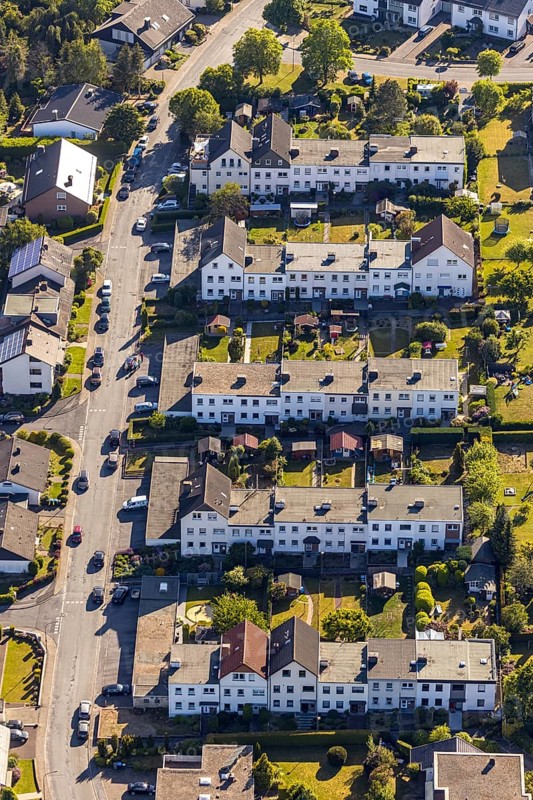 Aerial view, Antoniusstraße terraced houses, Wickede (Ruhr), North Rhine-Westphalia, Germany