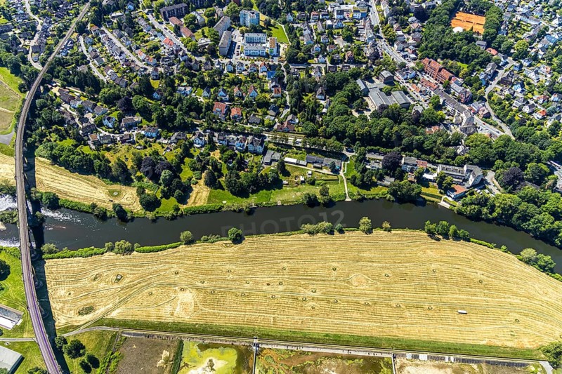 Aerial view, Ruhr river, possible natural outdoor pool on the riverside road, Ruhr viaduct Witten, Witten, Ennepe-Ruhr district, Ruhr area, North Rhine-Westphalia, Germany