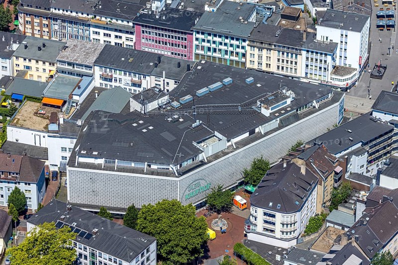 Aerial view, Galeria Karstadt Kaufhof, Sackträgerbrunnen, Witten, Ennepe-Ruhr district, Ruhr area, North Rhine-Westphalia, Germany