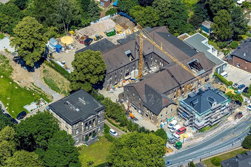 Aerial view, construction site for 30 lofts, former Scharfen machine factory, Scharfen Villa, Villa Lohmann, Witten, Ruhrstraße, Ennepe-Ruhr district, Ruhr area, North Rhine-Westphalia, Germany
