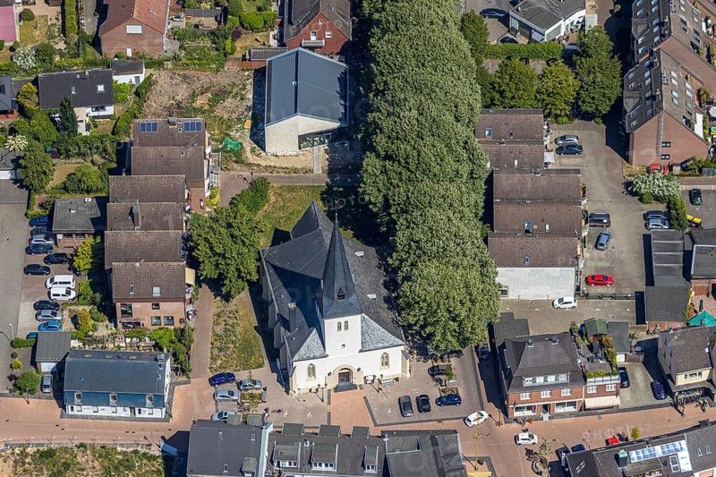 Aerial view, Neukirchen Church, Neukirchen-Vluyn, Lower Rhine, North Rhine-Westphalia, Germany, place of worship, DE, Europe, religious community, place of worship, church, parish, denomination, aerial view, aerial photography, aerial photography, overview, bird's-eye view, overview