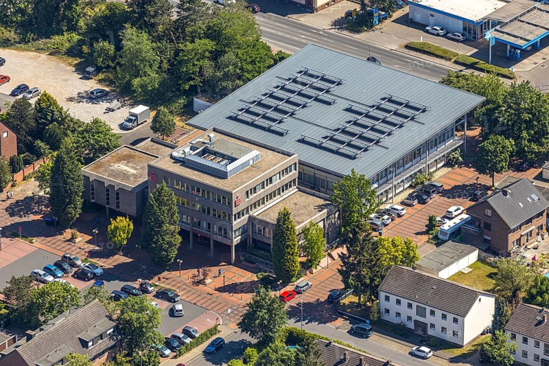 Aerial view, Stadtsparkasse Neukirchen-Vluyn, Poststrasse, Neukirchen-Vluyn, Lower Rhine, North Rhine-Westphalia, Germany, DE, Europe, aerial view, aerial photography, aerial photography, overview, bird's-eye view, birds-eyes view, overview