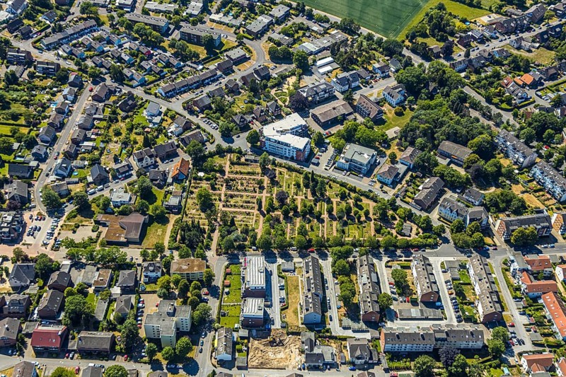 Aerial view, Protestant cemetery, parish office Evang. parish, Senioren-Park carpe diem Neukirchen-Vluyn, Neukirchen-Vluyn, Lower Rhine, North Rhine-Westphalia, Germany, retirement home, retirement home, burial site, care and nursing, DE, Europe, cemetery, memorial, place of worship, graves, burial ground, aerial photograph, aerial photography, aerial photography, care facility, resting place, retirement home, retirement residence, retirement home, senior citizens' centre, overview, bird's-eye view, bird's-eye view, overview