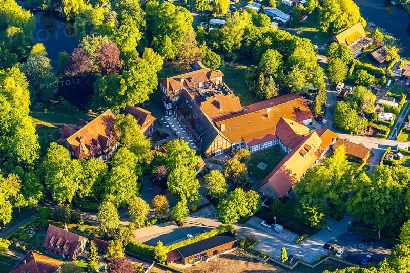 Aerial view, Romantik Hotel Hof zur Lime tree, Handorfer Werseufer, Münster, Münsterland, North Rhine-Westphalia, Germany, DE, Europe, gastronomy, hotel, hotel facilities, hotel business, aerial view, aerial photography, aerial photography, overview, bird's-eye view, overview