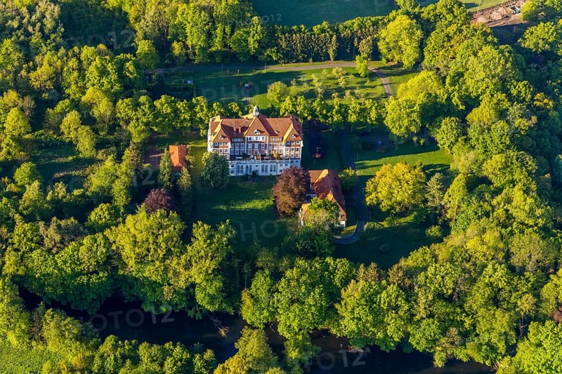 Aerial view, Kamillusweg residential estate, river Werse, former monastery and religious college Kamillus-Kolleg, Münster, Münsterland, North Rhine-Westphalia, Germany, DE, Europe, property tax, real estate, Camillian Order, aerial view, aerial photography, aerial photography, park, park area, overview, bird's-eye view, wooded area, residential estate, living and life, residential buildings, quality of life, bird's-eye view, overview
