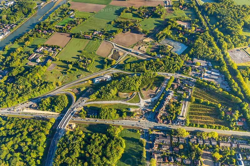 Aerial photo, new bridge construction, expansion of federal road B51, new construction of federal road B481n, south-east bypass, Münster road maintenance depot, Dortmund-Ems canal, Münster, Münsterland, North Rhine-Westphalia, Germany, construction work, construction area, construction site, construction measure, construction project, construction site, DE, Europe, canal, aerial photo, aerial photography, aerial photography, new construction, road traffic, overview, traffic volume, bird's eye view, bird's eye view, overview