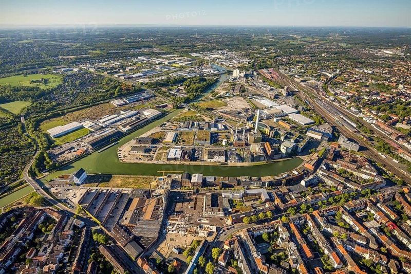 Aerial view, city harbour, Stadtwerke Münster, Münster, Münsterland, North Rhine-Westphalia, Germany, DE, Europe, commercial enterprises, commercial area, commercial location, commercial use, harbour, harbour basin, harbour area, harbour entrance, harbour overview, industrial facilities, industrial area, industrial location, Jovel Music Hall, aerial view, aerial photography, aerial photography, overview, event location, event venue, bird's eye view, bird's eye view, overview