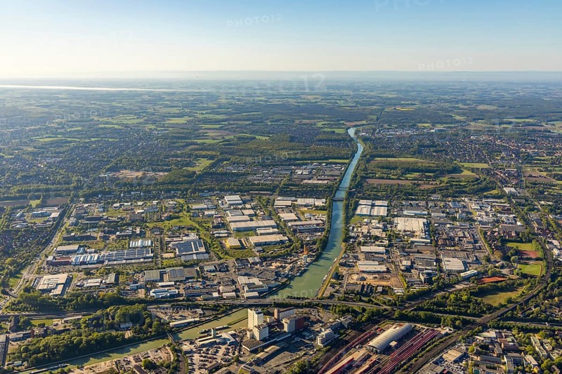 Aerial view, industrial area Loddenheide, Dortmund-Ems-Canal, euro-Express Sonderzüege GmbH, Münster, Münsterland, North Rhine-Westphalia, Germany, railway area, railway tracks, railway station, bridge B51, DE, Europe, commercial enterprises, commercial area, commercial area, commercial location, commercial use, industrial plants, industrial area, industrial location, aerial view, aerial photography, aerial photography, overview, bird's-eye view, overview