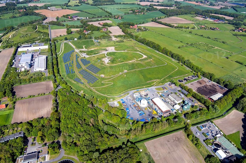 Aerial view, central landfill II, Reiling MS-Recycling, Abfallwirtschaftsbetriebe Münster, Münster, Münsterland, North Rhine-Westphalia, Germany, waste storage, DE, landfill, Europe, aerial photograph, aerial photography, aerial photography, solar, overview, bird's-eye view, overview