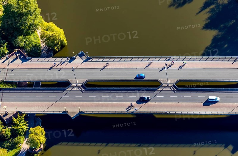 Aerial view, Tormin bridge over the Aasee, Münster, Münsterland, North Rhine-Westphalia, Germany, Aasee, bridge, DE, Europe, aerial view, aerial photography, aerial photography, Münstersche Aa, lake, road traffic, overview, bird's-eye view, overview