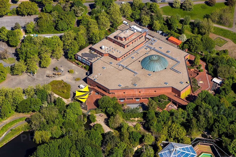 Aerial photo, Allwetterzoo Münster, LWL-Museum für Naturkunde mit Planetarium, Münster, Münsterland, North Rhine-Westphalia, Germany, DE, Europe, culture, art, aerial photography, aerial photography, aerial photography, museum, natural history museum, zoo, animal park, animal world, overview, bird's eye view, zoo, Zoo Münster, birds-eyes view, cultural use, overview