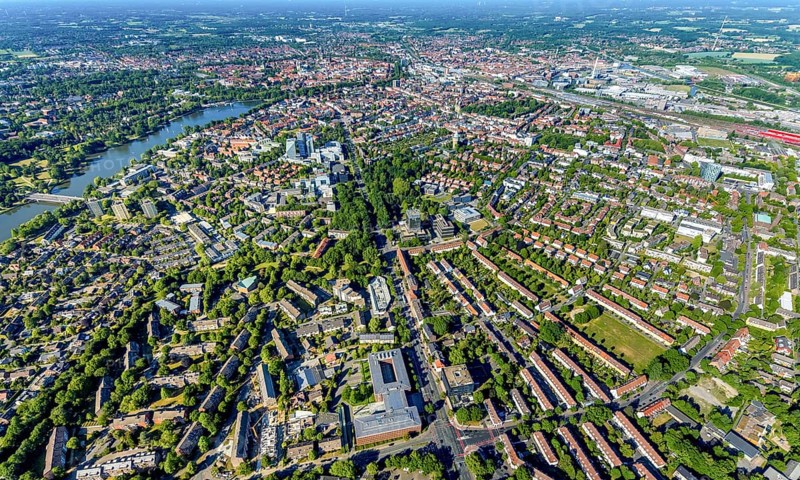 Aerial photo, Sparkasse Münsterland Ost, IHK Nord Westfalen, LVM Versicherung Zentrale, Westdeutsche Lotterie GmbH, Aasee, Torminbrücke, sailboats, Aaseestadt, Münster, Münsterland, North Rhine-Westphalia, Germany, DE, Europe, Klartext-Verlag, LVM Kolde-Ring, aerial photo, aerial photography, aerial photography, Münster from above, Münsterbuch, lake, overview, bird's eye view, birds-eyes view, overview
