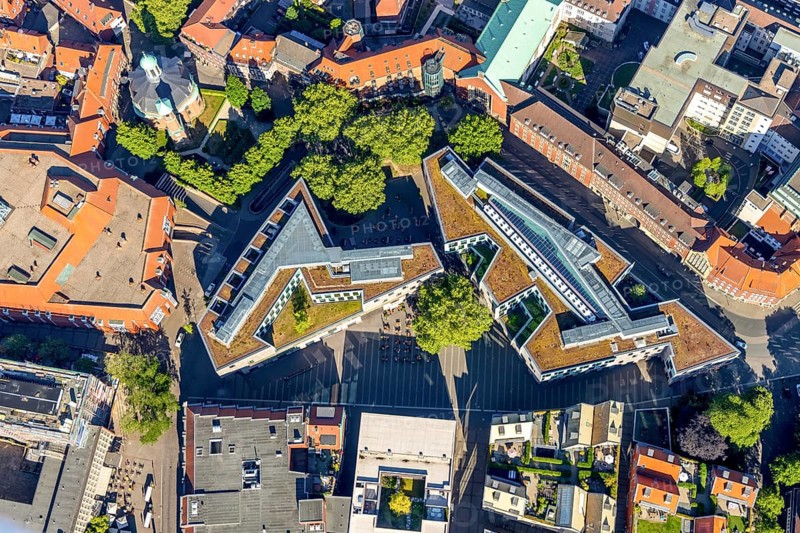 Aerial view, cath. Clemenskirche, Stubengasse shopping centre, Münster, Münsterland, North Rhine-Westphalia, Germany, place of worship, DE, shopping, shopping centre, shopping mall, shopping mile, shopping square, shopping alleyway, shopping centre, Europe, religious community, place of worship, Karstadt, church, parish, Klartext-Verlag, denomination, aerial view, aerial photography, aerial photography, Münster from above, Münsterbuch, religion, sight, shopping, shopping, overview, bird's-eye view, overview