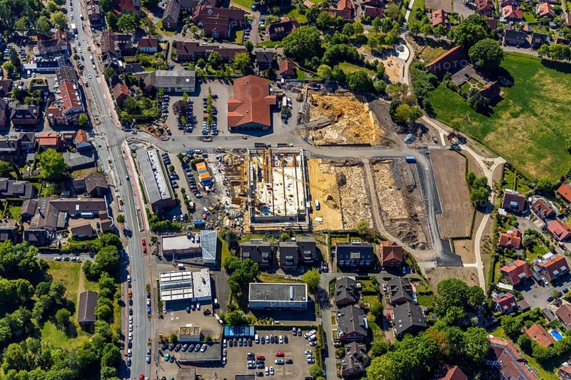 Aerial view, construction site Eschweiler site Westfalenstraße, new construction single-family houses and multi-family houses, Münster, Münsterland, North Rhine-Westphalia, Germany, construction work, construction area, construction site, building plots, construction project, construction site, DE, Europe, property tax, real estate, Lidl, aerial view, aerial photography, aerial photography, new construction, overview, bird's eye view, residential complex, living and living, residential area, residential buildings, housing estate, birds-eyes view, overview