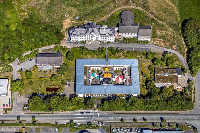 Aerial view, Caritas retirement home and nursing home St. Franziskus-Haus, Trockenbrück, Lennestadt, Sauerland, North Rhine-Westphalia, Germany, demolition, retirement home, retirement home, care and nursing, Bielefelder Straße, DE, Europe, aerial view, aerial photography, aerial photography, care facility, retirement home, retirement residence, retirement home, senior centre, overview, bird's-eye view, birds-eyes view, overview, dilapidated, destroyed building