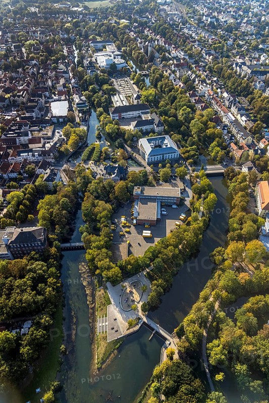 Aerial photo, Im Grünen Winkel Spielplatz Entenei, River Lippe, Lippstadt, Soest district, North Rhine-Westphalia, Germany, education, educational institution, DE, Deutsche Post DHL, Europe, Europaschule Ostendorf-Gymnasium, gastronomy, primary school, grammar school, Hanse-Kolleg, hotel, hotel facilities, hotel industry, IHK-Bildungsinstitut Hellweg-Sauerland, Kollegschule, Kreis-Soest-Buch, KreisSoestBuch, culture, art, educational institute, aerial photography, aerial photography, Nikolaischule, Quality Hotel Lippstadt, shipping canal, school, Stadttheater Lippstadt, theatre, overview, events, venue, event location, bird's-eye view, birds-eyes view, cultural use, overview