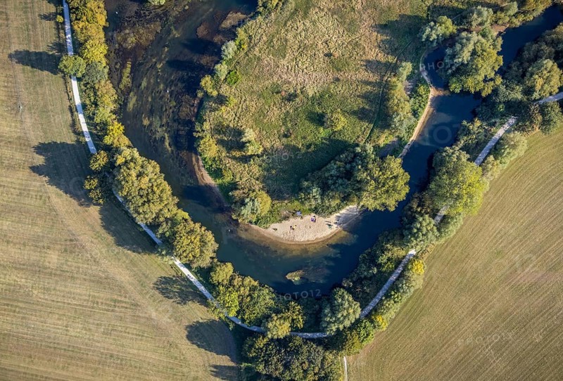 Aerial view, river Lippe, Lippe lido, Lippe floodplain west, Hagedornsweg, Lippstadt, district Soest, North Rhine-Westphalia, Germany, bathers, bathing resort, DE, Europe, leisure, leisure pool, leisure activities, leisure enjoyment, district Soest-Buch, district Soest-Buch, cultural landscape, aerial view, aerial photography, aerial photography, nature reserve, nature reserve, lido, overview, bird's eye view, hiking area, birds-eyes view, overview