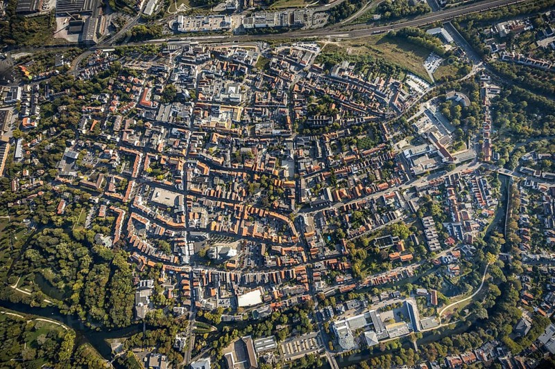 Aerial view, Old Town overview, Evangelical Great St Mary's Church, Rathausstraße, Jakobikirche, Lange Straße, River Lippe, Lippstadt, Soest district, North Rhine-Westphalia, Germany, Old Town view, Old Town ring road, Place of worship, Education, Educational institution, Cappeltor, City, DE, Damenstift Lippstadt, Monument protection, Dreifaltigkeits-Hospital gem. GmbH Lippstadt, Europe, Europaschule Ostendorf-Gymnasium, healthcare, religious community, place of worship, property tax, green trees, grammar school, holy site, hospital, Im Stift, real estate, city centre, canoe route Burgstraße, church, parish, Kleine Marienkirche, clinic, clinic centre, denomination, hospital, Kreis-Soest-Buch, KreisSoestBuch, culture, art, educational institute, aerial view, aerial photography, aerial photography, medical facility, medical aid, emergency service, town hall, town hall square, religion, religious site, ruin, play, school, city view, Lippstadt municipal theatre, town centre, St. Marien, Ab...