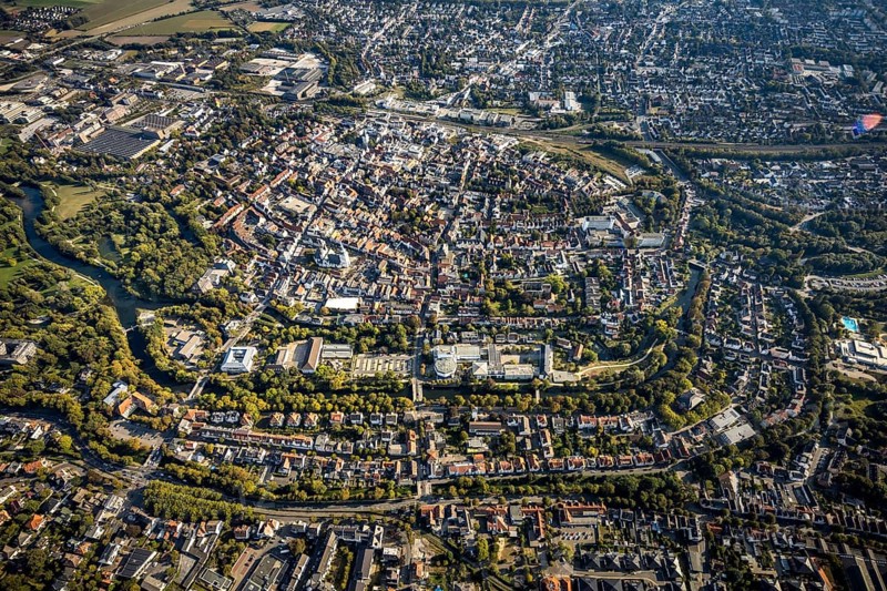 Aerial view, Old Town overview, Evangelical Great St Mary's Church, Rathausstraße, Jakobikirche, Lange Straße, River Lippe, Lippstadt, Soest district, North Rhine-Westphalia, Germany, Old Town view, Old Town ring road, Place of worship, Education, Educational institution, Cappeltor, City, DE, Damenstift Lippstadt, Monument protection, Dreifaltigkeits-Hospital gem. GmbH Lippstadt, Europe, Europaschule Ostendorf-Gymnasium, healthcare, religious community, place of worship, property tax, green trees, grammar school, holy site, hospital, Im Stift, real estate, city centre, canoe route Burgstraße, church, parish, Kleine Marienkirche, clinic, clinic centre, denomination, hospital, Kreis-Soest-Buch, KreisSoestBuch, culture, art, educational institute, aerial view, aerial photography, aerial photography, medical facility, medical aid, emergency service, town hall, town hall square, religion, religious site, ruin, play, school, city view, Lippstadt municipal theatre, town centre, St. Marien, Ab...