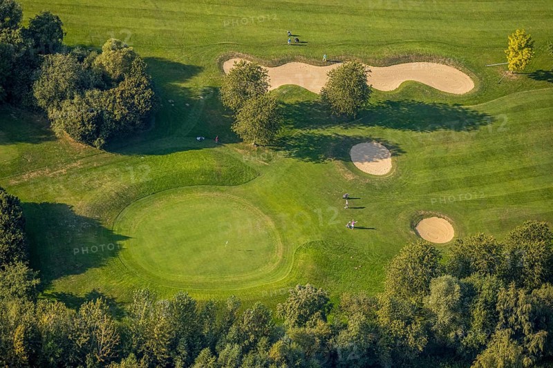 Aerial view, golf course, GolfClub Lippstadt, Lippstadt, Kreis Soest, North Rhine-Westphalia, Germany, DE, Europe, shapes and colours, golf, golf course, golf club, Kreis-Soest-Buch, KreisSoestBuch, aerial photograph, aerial photography, aerial photography, sports, overview, bird's-eye view, forest area, Wiesenhausweg, birds-eyes view, overview