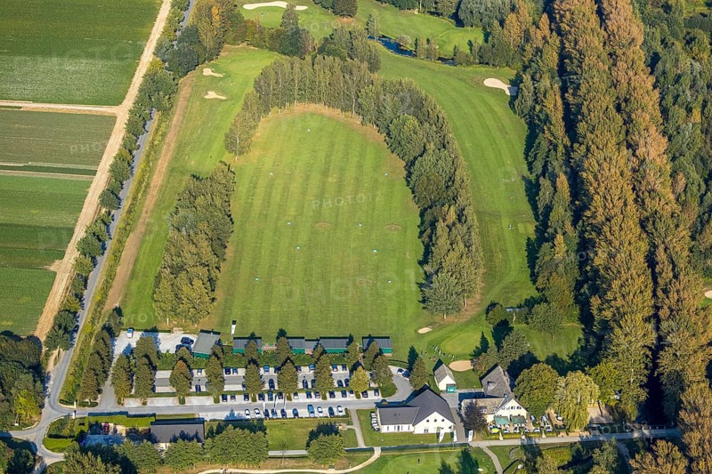 Aerial view, golf course, GolfClub Lippstadt, driving range, Lippstadt, Kreis Soest, North Rhine-Westphalia, Germany, DE, Europe, golf, golf course, golf club, Kreis-Soest-Buch, KreisSoestBuch, aerial view, aerial photography, aerial photography, sports, overview, bird's-eye view, forest area, Wiesenhausweg, birds-eyes view, overview, practice area