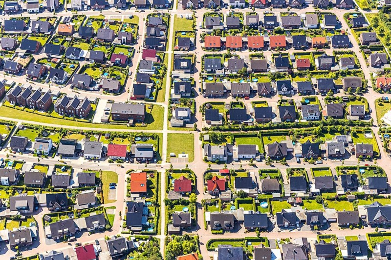 Aerial view, local view Senden, residential area at Rinnbach, Bachstraße, Beethovenstraße, Dortmund-Ems-Canal, Senden, Münsterland, North Rhine-Westphalia, Germany, DE, single-family houses, Europe, property tax, real estate, aerial view, aerial photography, aerial photography, local view, terraced houses, townscape, urban area, overview, bird's-eye view, housing estate, living and living, residential area, residential houses, quality of living, residential neighbourhood, housing estate, birds-eyes view, overview