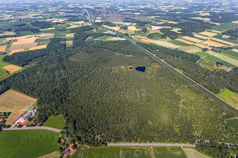 Aerial view, nature reserve Venner Moor, Dortmund-Ems-Canal, lake, local view, Senden, Münsterland, North Rhine-Westphalia, Germany, DE, Europe, distant view, farmsteads, canal, LSG, landscape conservation area, agricultural fields, aerial view, aerial photography, aerial photography, NSG, nature reserve, nature conservation area, parcels, townscape, urban area, pond, overview, environmental protection, bird's eye view, forest area, meadows and fields, birds-eyes view, landw, overview