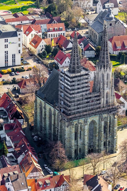 Aerial view, old town, protestant church Sankt Maria zur Wiese, renovation, Soest, Soester Börde, North Rhine-Westphalia, Germany, place of worship, DE, Europe, religious community, place of worship, church, parish, denomination, aerial photograph, aerial photography, aerial photography, religion, overview, bird's-eye view, Wiesenstraße, birds-eyes view, overview