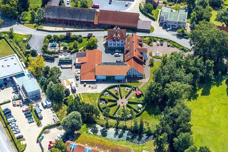 Aerial photo, Kloster Paradiese special clinic for cancer diseases, services for construction and agriculture Dringenberg GmbH, Paradiese, Soest, Soester Börde, North Rhine-Westphalia, Germany, DE, Europe, birds-eyes view, aerial photo, aerial photography, aerial photography, overview, overview, bird's eye view, monastery garden, round monastery garden, hospital, hedge circle, wall hedges