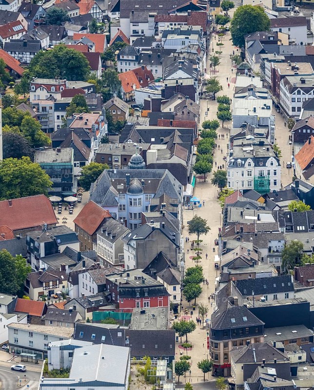 Aerial view, pedestrian zone, city centre, market place, old town hall, Menden, Sauerland, Märkischer Kreis, North Rhine-Westphalia, Germany, City, DE, shopping place, shopping street, shopping centre, Europe, local history museum, church square, cultural history, aerial view, aerial photography, aerial photography, museum, town view, townscape, city gate, city centre, overview, bird's eye view, birds-eyes view, overview