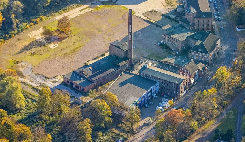 Aerial view, construction area former leather factory Lindgens am Kassenberg, Saarn, Mülheim an der Ruhr, Ruhr area, North Rhine-Westphalia, Germany, construction area, construction site, building plots, construction project, DE, Europe, aerial view, aerial photography, aerial photography, overview, bird's-eye view, overview