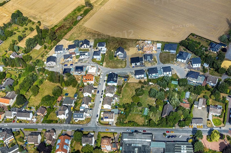 Aerial view, construction site, new development area, residential buildings Hellenkamp, Heidestraße, Menden, Sauerland, Märkischer Kreis, North Rhine-Westphalia, Germany, construction work, construction area, building site, building plots, construction measure, construction project, construction site, DE, Europe, property tax, real estate, aerial view, aerial photography, aerial photography, new construction, overview, bird's eye view, residential complex, living and living, residential area, residential buildings, residential quality, residential neighbourhood, residential estate, birds-eyes view, overview