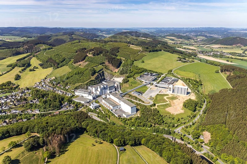 Aerial view, Brewery C.& A. VELTINS GmbH & Co. KG, new construction high-bay warehouse, Grevenstein, Meschede, Sauerland, North Rhine-Westphalia, Germany, An der Streue, construction work, construction site, construction crane, construction measure, construction project, construction site, brewery, DE, Europe, beverage manufacturer, Hochsauerlandkreis, hilly landscape, capacity requirement, aerial view, aerial photography, aerial photography, new construction, overview, Veltins, bird's-eye view, forest area, meadows and fields, birds-eyes view, overview