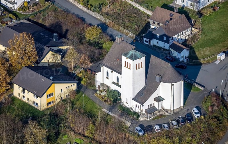 Aerial view, Catholic Church of St. Nicholas Wennemen, Wennemen, Meschede, Sauerland, North Rhine-Westphalia, Germany, place of worship, DE, Europe, religious community, place of worship, sacred site, church, parish, church street, denomination, aerial view, aerial photography, aerial photography, religion, religious site, overview, bird's eye view, birds-eyes view, overview
