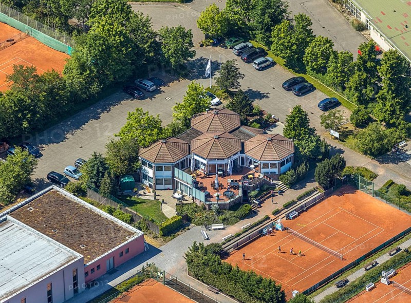 Aerial view, TPM Tennispark Mörs, 8 corners event location restaurant, Vinn, Mörs, Ruhr area, North Rhine-Westphalia, Germany, DE, Europe, birds-eyes, view, aerial photography, aerial photography, overview, overview, bird's eye view, hobby, sport, training, team, championship, clay court, tennis, tennis playing, tennis club, restaurant, pub, eating, drinking, dining, restaurant, pub