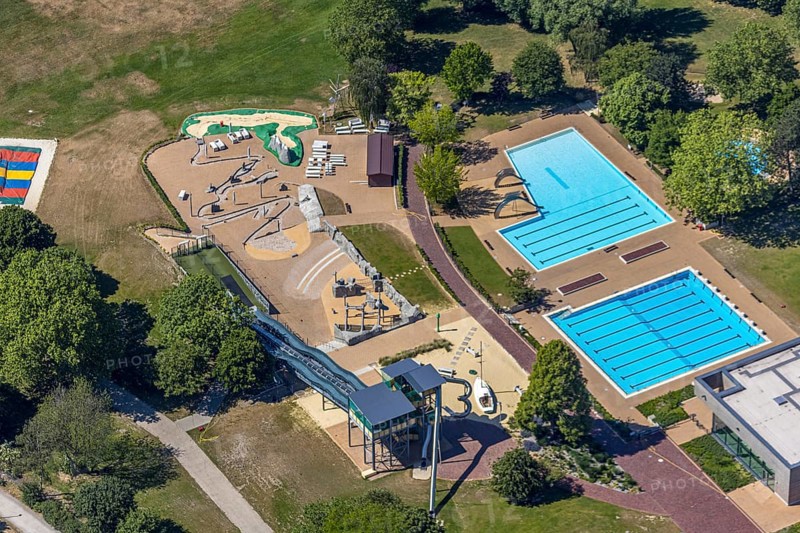 Aerial photo, ENNI Solimare swimming pool, Vinn, Mörs, Ruhr area, North Rhine-Westphalia, Germany, DE, Europe, birds-eyes, view, aerial photography, aerial photography, overview, overview, bird's eye view, leisure, swimming, sports, fitness, water, swimming pool, bathing, recreation