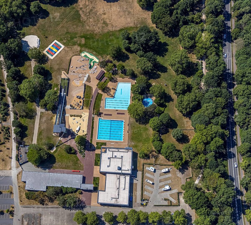 Aerial photo, ENNI Solimare swimming pool, Vinn, Mörs, Ruhr area, North Rhine-Westphalia, Germany, DE, Europe, birds-eyes, view, aerial photography, aerial photography, overview, overview, bird's eye view, leisure, swimming, sports, fitness, water, swimming pool, bathing, recreation