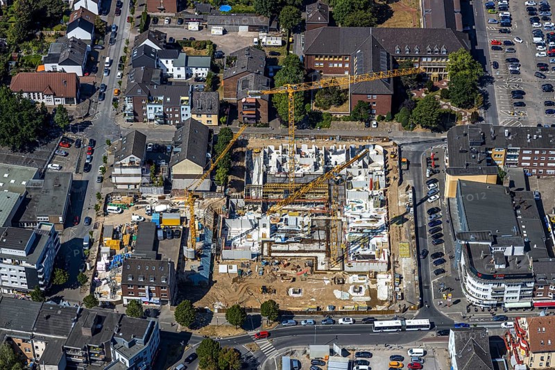 Aerial view, Horten C&A wasteland, new construction of 139 rental flats, Mörs, Ruhr area, North Rhine-Westphalia, Germany, DE, Europe, birds-eyes, view, aerial photography, aerial photography, overview, overview, bird's eye view, living, flat, houses, residential buildings, housing estate, settlement