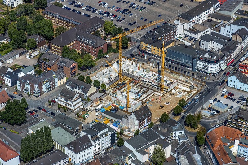 Aerial view, Horten C&A wasteland, new construction of 139 rental flats, Mörs, Ruhr area, North Rhine-Westphalia, Germany, DE, Europe, birds-eyes, view, aerial photography, aerial photography, overview, overview, bird's eye view, living, flat, houses, residential buildings, housing estate, settlement
