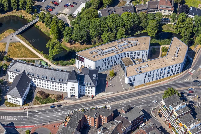 Aerial view, town hall Mörs, Stadtgraben, Unterwallstraße, Mörs, Ruhr area, North Rhine-Westphalia, Germany, DE, Europe, birds-eyes, view, aerial photography, aerial photography, overview, bird's eye view, citizen's office, citizens' office, identity card, passport, driving licence, registry office, registry office, town hall