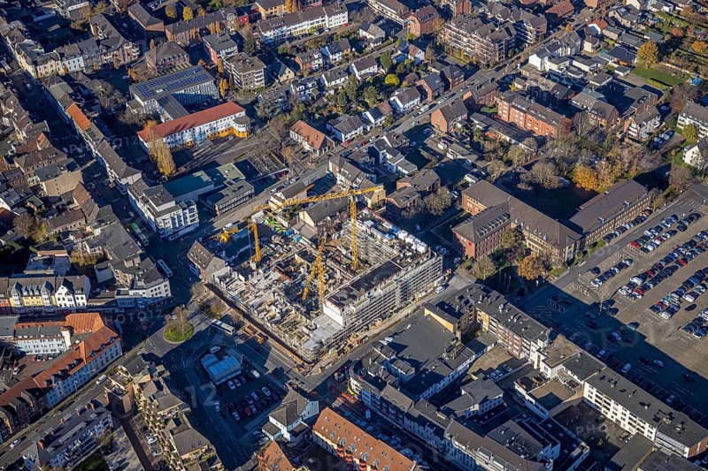 Aerial view, construction site new building Homberger Höfe, flats and commercial areas, formerly Horten, Mörs, Ruhr area, North Rhine-Westphalia, Germany, construction work, construction, construction area, construction site, building plots, construction crane, construction project, construction site, DE, Europe, commercial buildings, property tax, Homberger Straße, real estate, Knappschaft health insurance agency, aerial view, aerial photography, aerial photography, new construction, overview, bird's-eye view, residential complex, living and living, residential area, residential buildings, birds-eyes view, overview