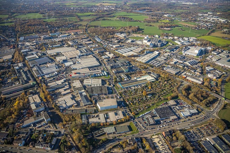 Aerial view, industrial area Hülsdonk, Grafschafter Kleingartenverein Mörs, Moers-Hülsdonk, Mörs, Ruhr area, North Rhine-Westphalia, Germany, DE, Europe, community garden, commercial enterprises, commercial area, commercial area, commercial park, commercial site, commercial use, industrial area, industrial building, industrial site, allotment garden, allotment garden site, allotment garden association, aerial view, aerial photography, aerial photography, allotment garden, overview, bird's-eye view, overview